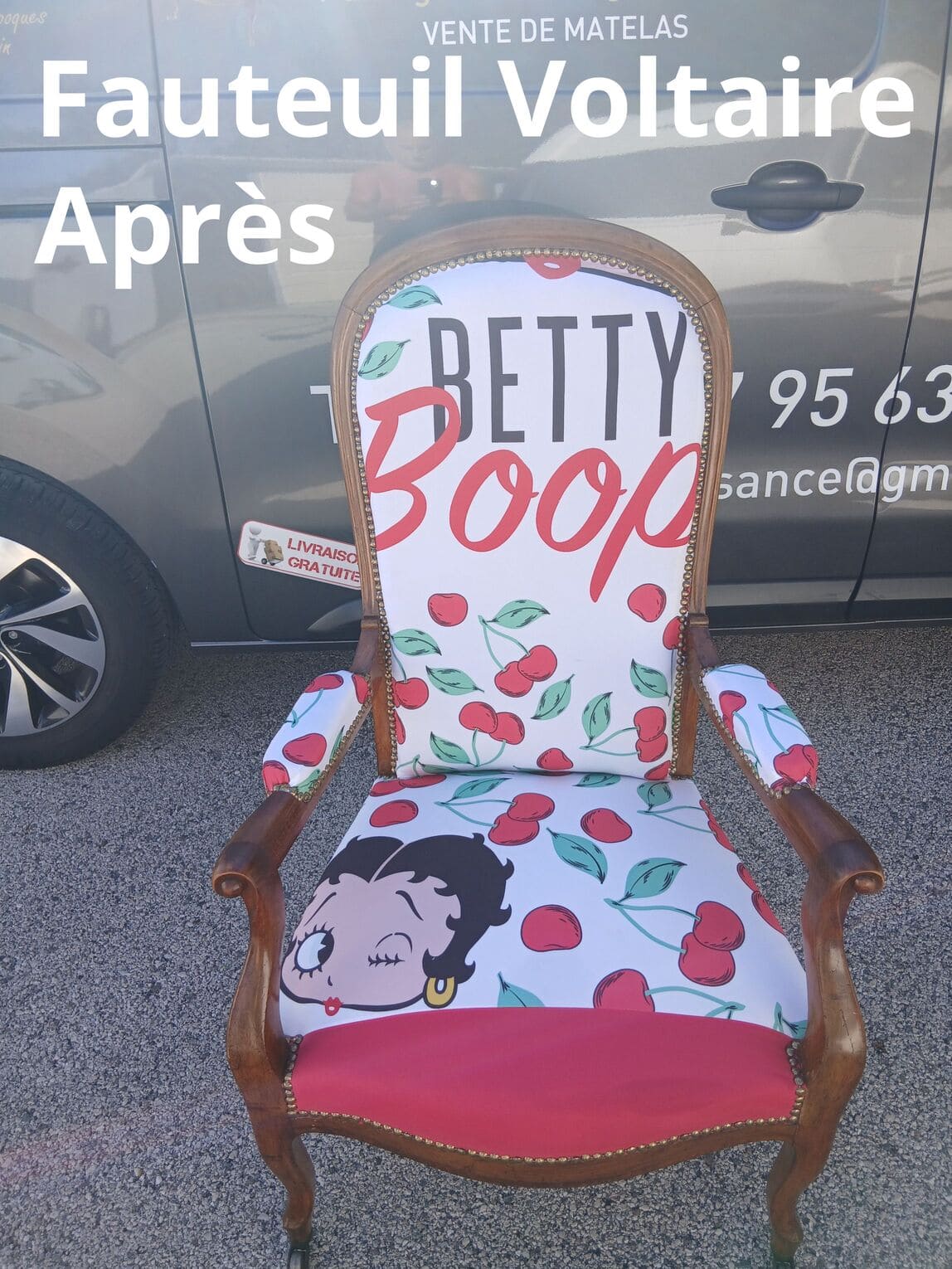 Fauteuil blanc restauré